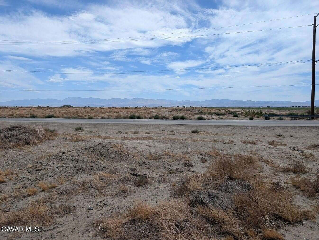 9.58 Acres of Land for Sale in Lancaster, California