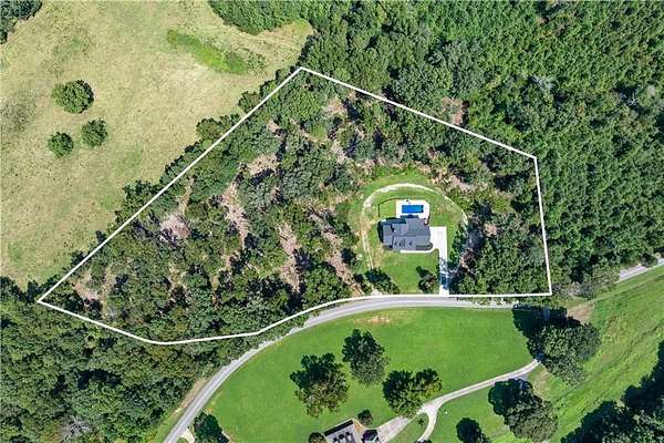 6.26 Acres of Residential Land with Home for Sale in Lula, Georgia
