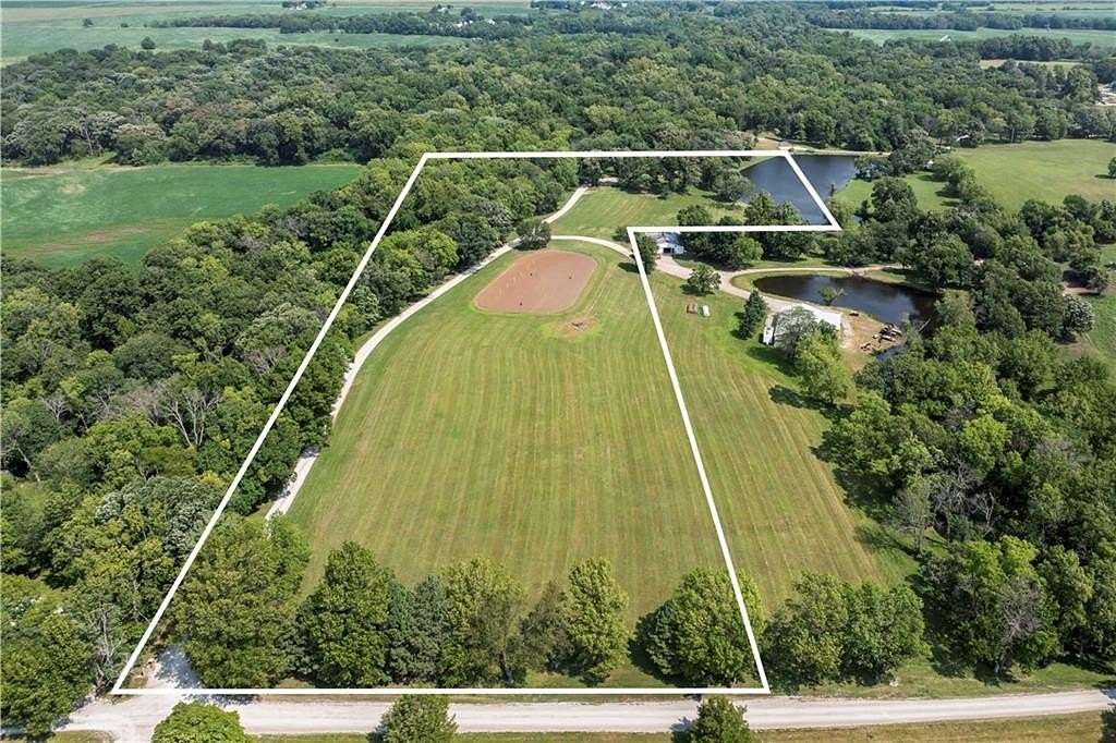10 Acres of Residential Land with Home for Sale in Olathe, Kansas