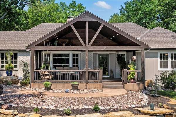 10 Acres of Residential Land with Home for Sale in Olathe, Kansas