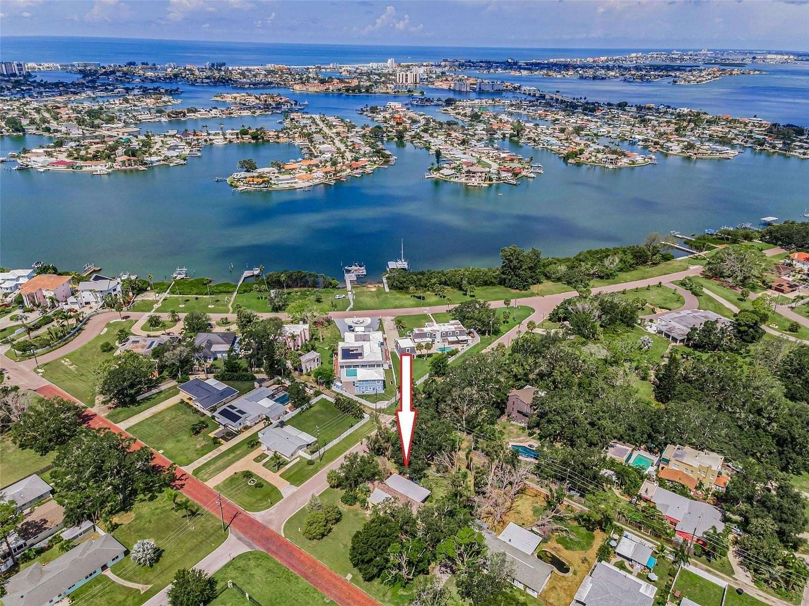 0.39 Acres of Land for Sale in St. Petersburg, Florida