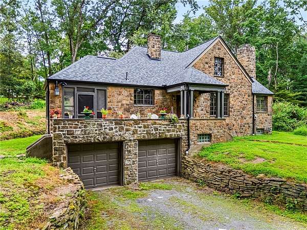 6.52 Acres of Residential Land with Home for Sale in Shaler Township, Pennsylvania