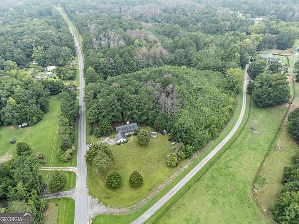 10.2 Acres of Land with Home for Sale in Grantville, Georgia