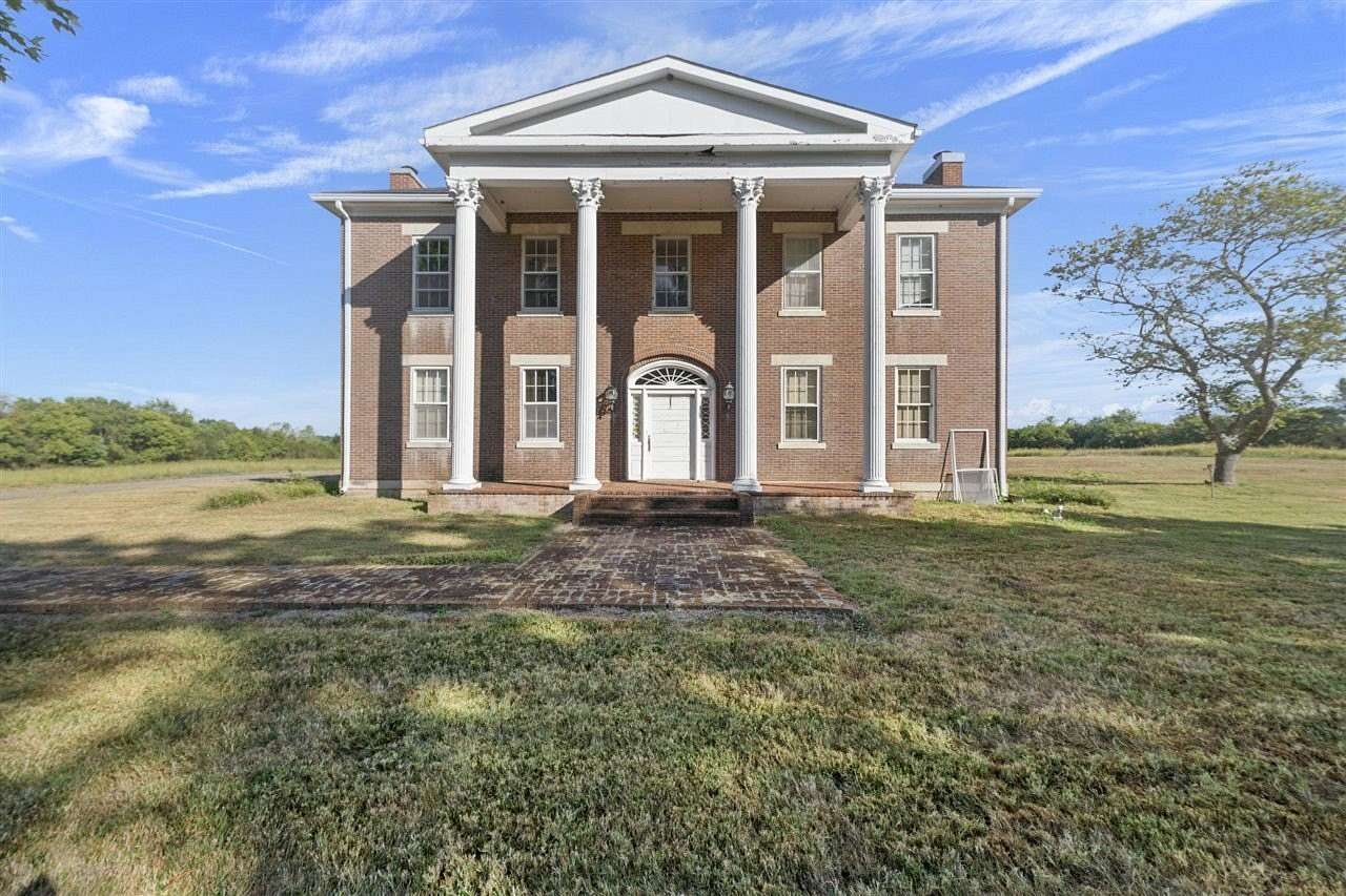 0.78 Acres of Commercial Land for Sale in Bowling Green, Kentucky