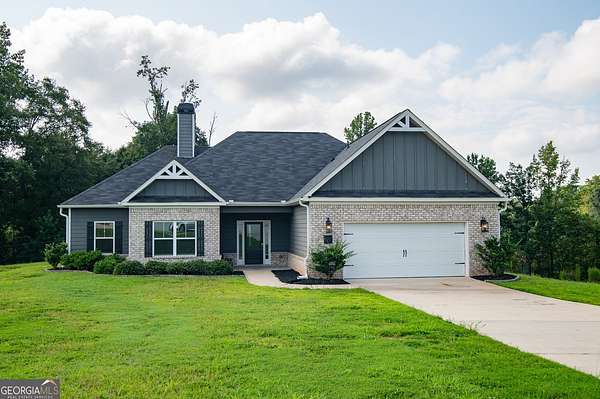 3.43 Acres of Residential Land with Home for Sale in Mansfield, Georgia