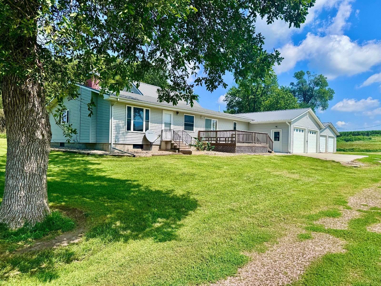 5 Acres of Residential Land with Home for Sale in Laurel, Nebraska