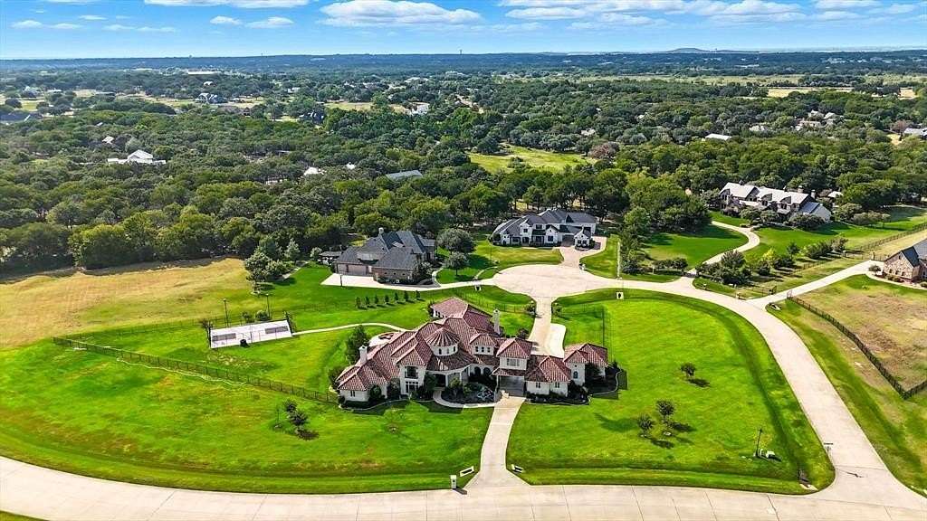 2.39 Acres of Residential Land with Home for Sale in Bartonville, Texas