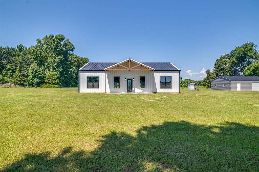 4.53 Acres of Residential Land with Home for Sale in Grand Saline, Texas