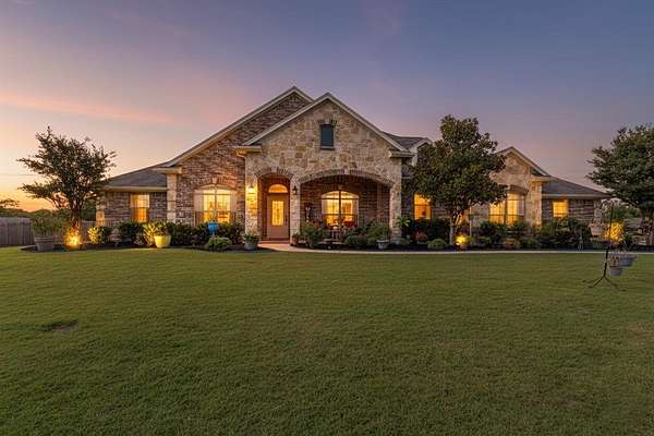 2 Acres of Residential Land with Home for Sale in Fort Worth, Texas