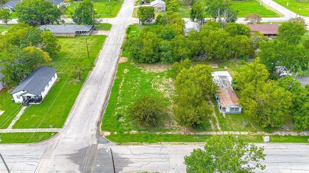 0.2 Acres of Residential Land for Sale in Corsicana, Texas