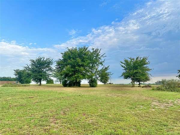 1 Acre of Residential Land for Sale in Sulphur Springs, Texas