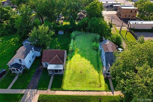 0.12 Acres of Residential Land for Sale in Redford, Michigan