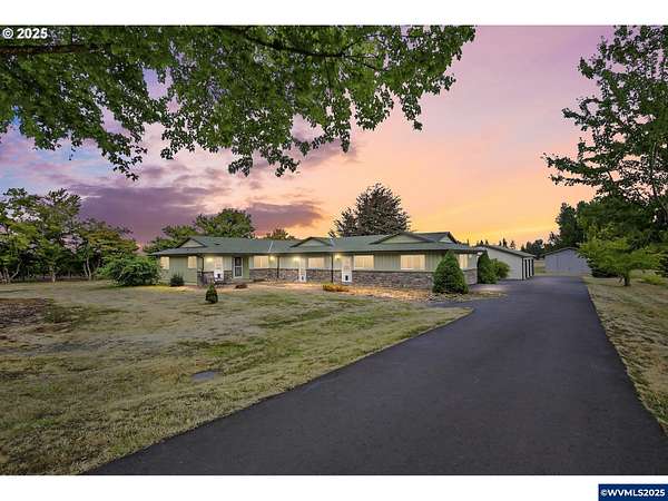 5.22 Acres of Land with Home for Sale in Aurora, Oregon