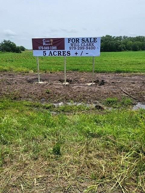 5 Acres of Commercial Land for Sale in Rosharon, Texas
