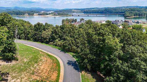 0.92 Acres of Residential Land for Sale in Morristown, Tennessee