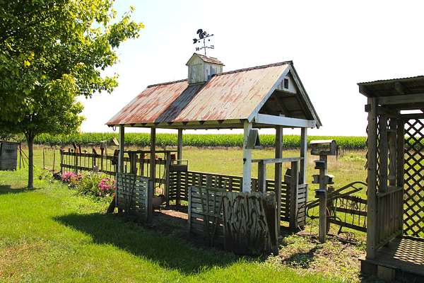 27.5 Acres of Land for Sale in Pontiac, Illinois