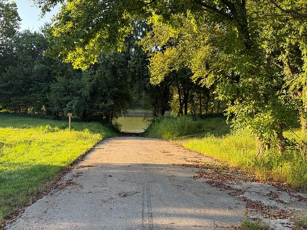 4.8 Acres of Residential Land for Sale in Calhoun, Kentucky