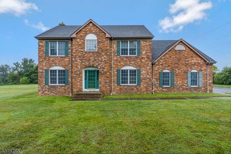 4.84 Acres of Residential Land with Home for Sale in Readington Township, New Jersey