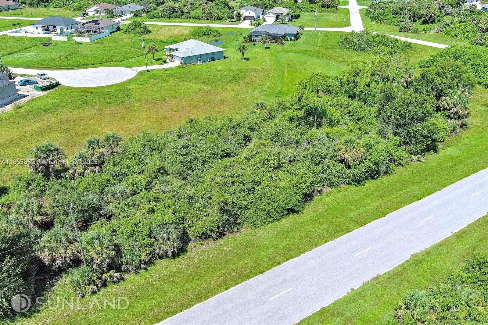 0.17 Acres of Residential Land for Sale in Grove City, Florida