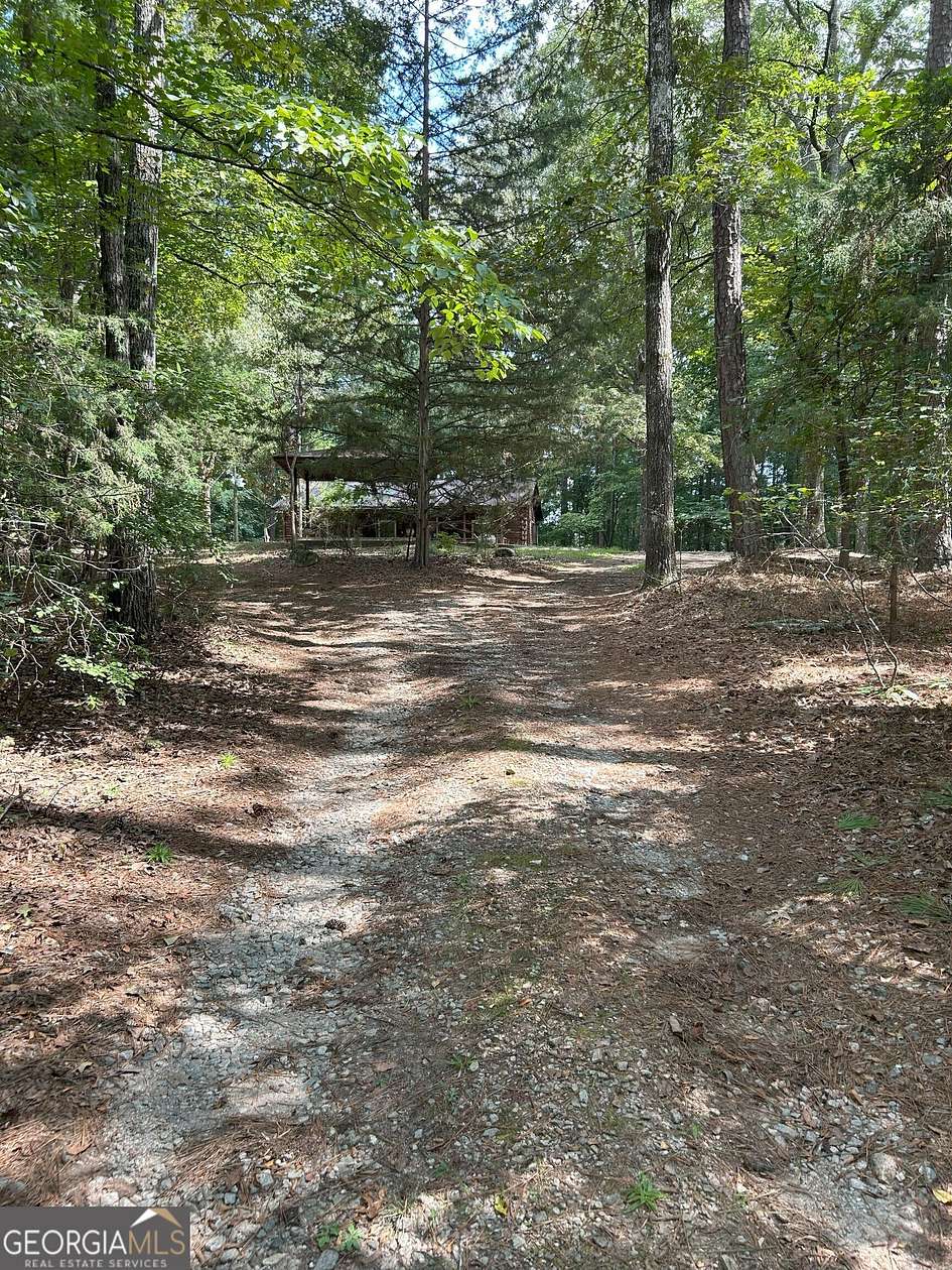 4.12 Acres of Residential Land with Home for Sale in Jackson, Georgia