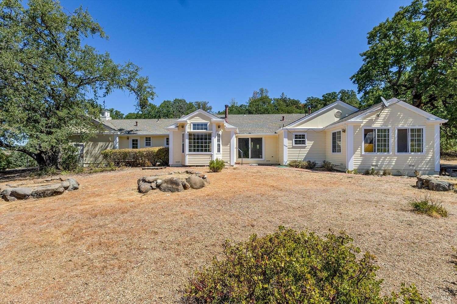 344 Acres of Land with Home for Sale in Kelseyville, California