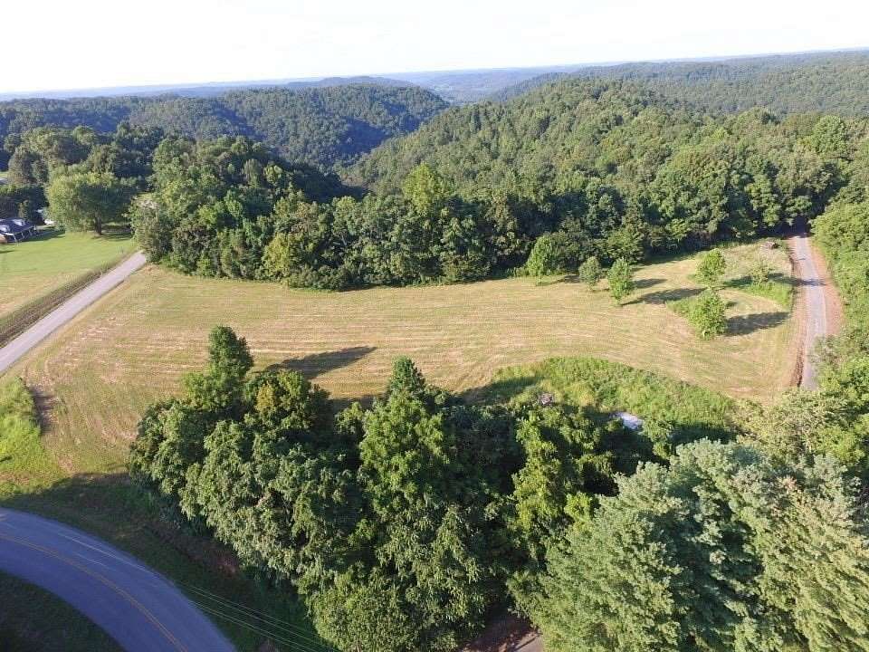 14 Acres of Recreational & Residential Land for Sale in Burkesville, Kentucky