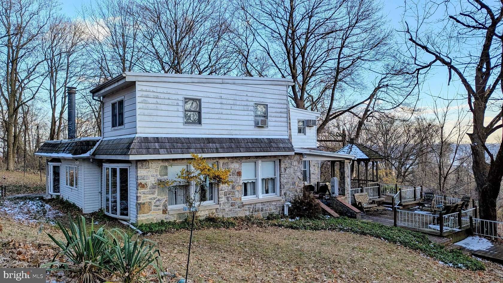 6.5 Acres of Residential Land with Home for Sale in York, Pennsylvania