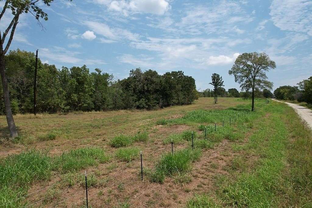 93.9 Acres of Recreational & Residential Land for Sale in Lovelady, Texas
