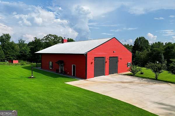 5 Acres of Residential Land with Home for Sale in Danielsville, Georgia