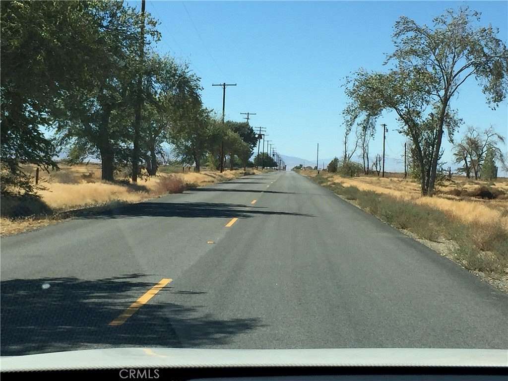 10.1 Acres of Land for Sale in Lancaster, California