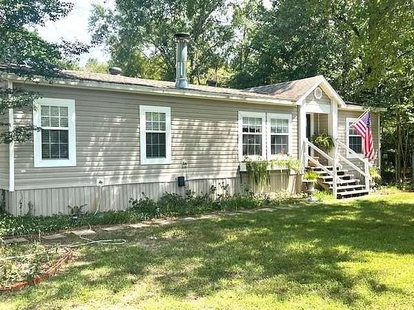 1.62 Acres of Residential Land with Home for Sale in Shreveport, Louisiana