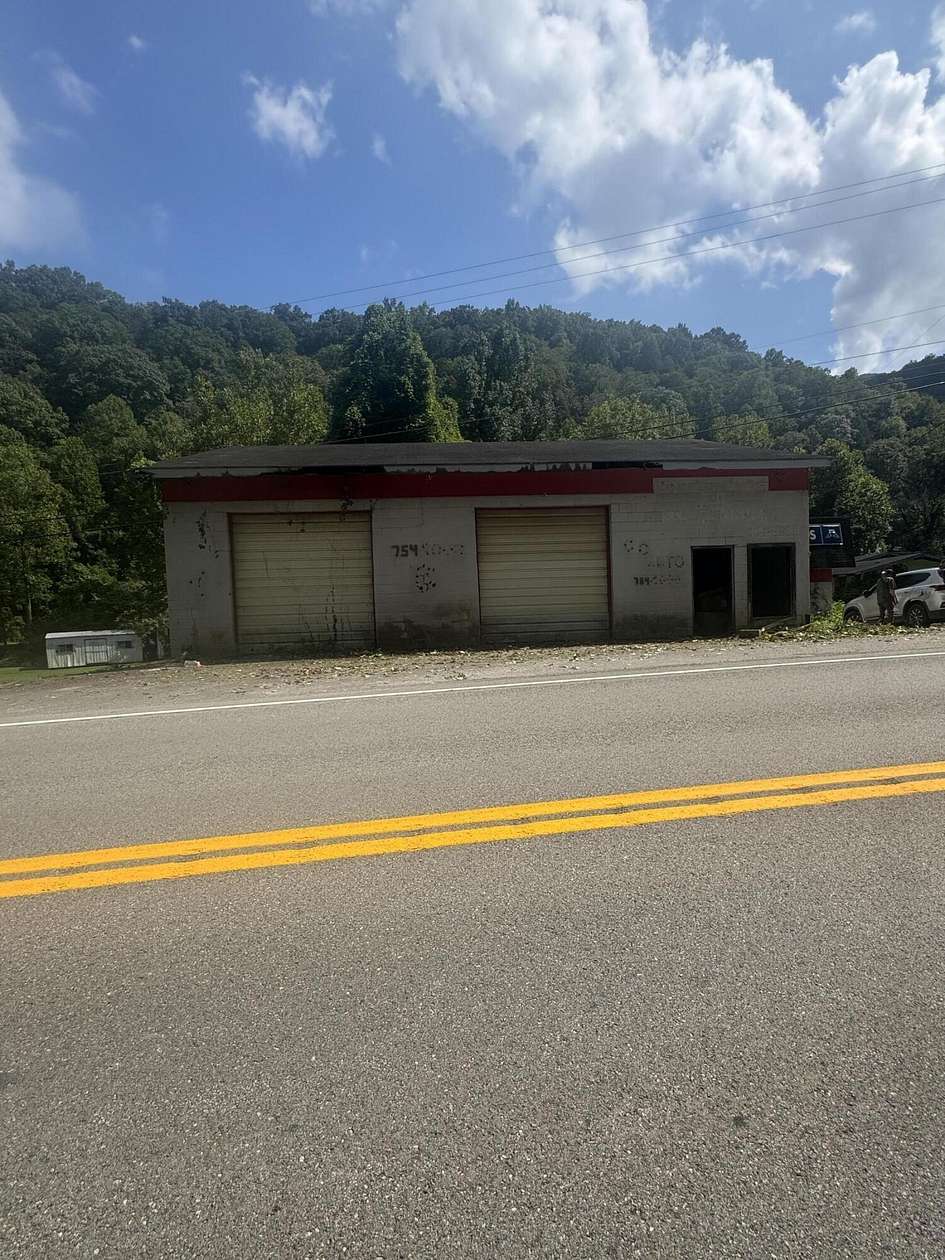 1.5 Acres of Commercial Land for Sale in Elkhorn City, Kentucky