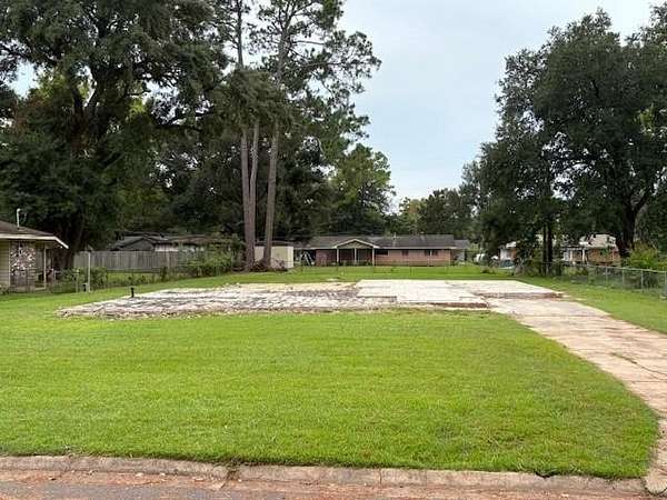0.3 Acres of Residential Land for Sale in Alexandria, Louisiana