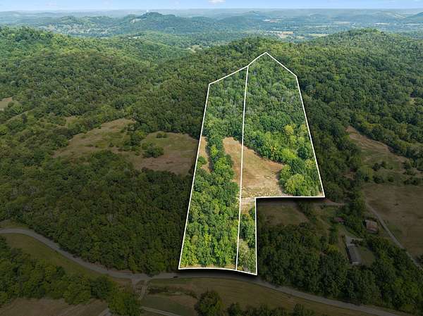 17.3 Acres of Land for Sale in Carthage, Tennessee