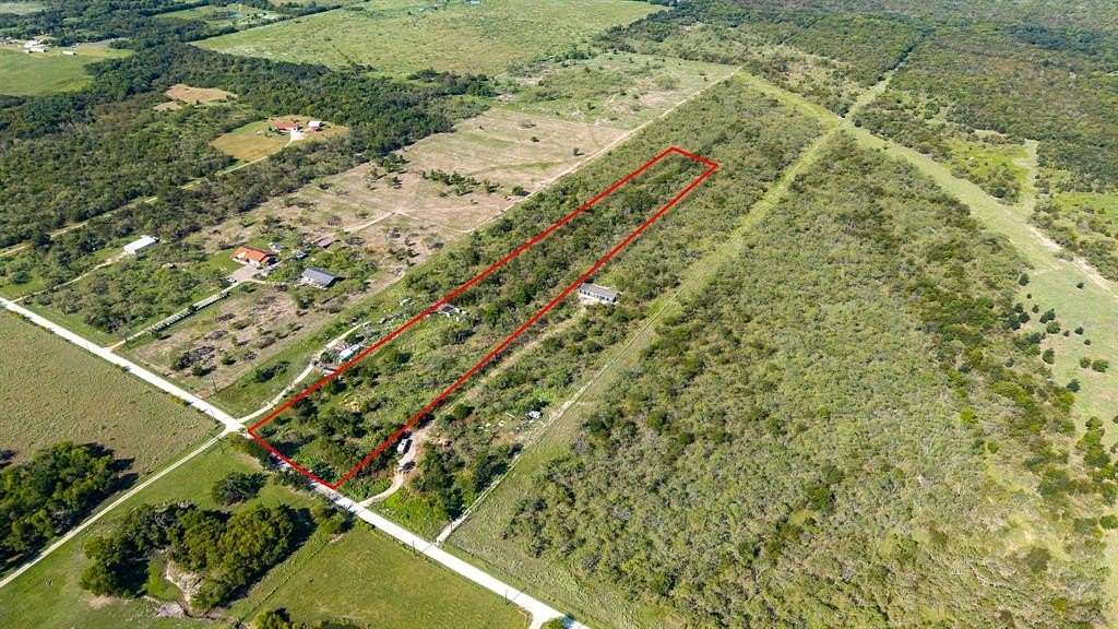 10 Acres of Land for Sale in Kemp, Texas