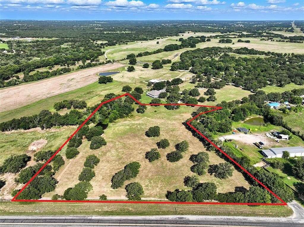 8 Acres of Residential Land for Sale in Springtown, Texas