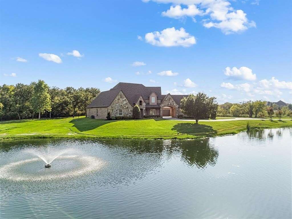 4.28 Acres of Residential Land with Home for Sale in Argyle, Texas