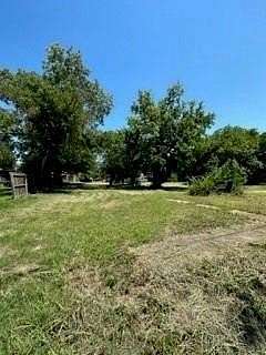 0.2 Acres of Mixed-Use Land for Sale in Gainesville, Texas