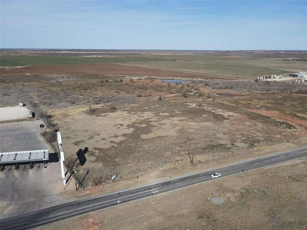 15 Acres of Commercial Land for Lease in Tye, Texas