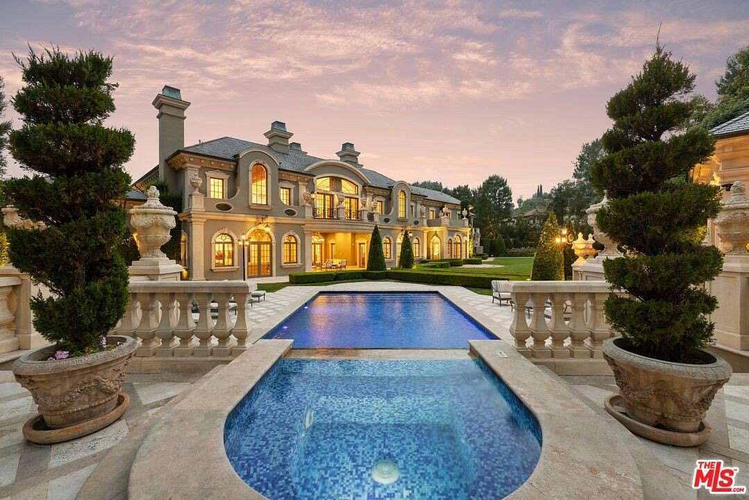 2 Acres of Residential Land with Home for Lease in Beverly Hills, California