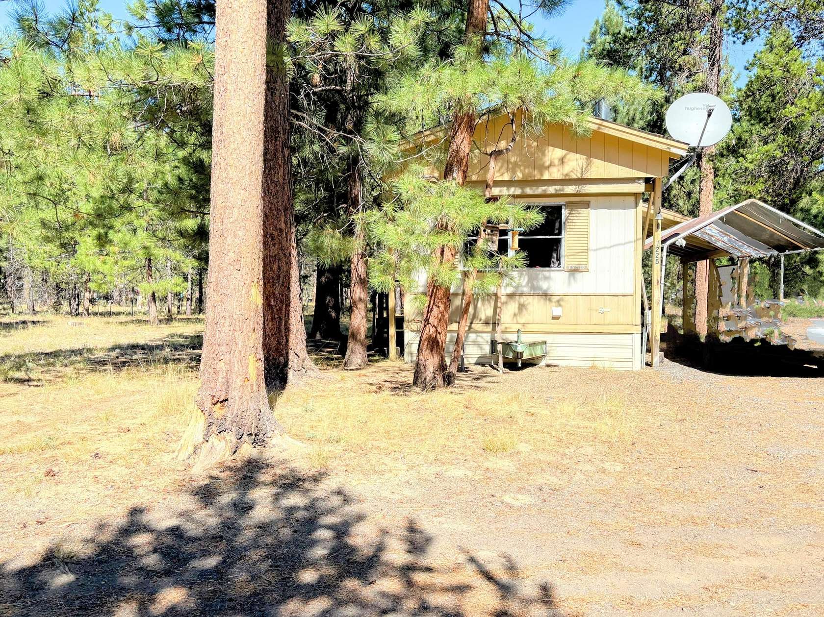 2 Acres of Land with Home for Sale in La Pine, Oregon