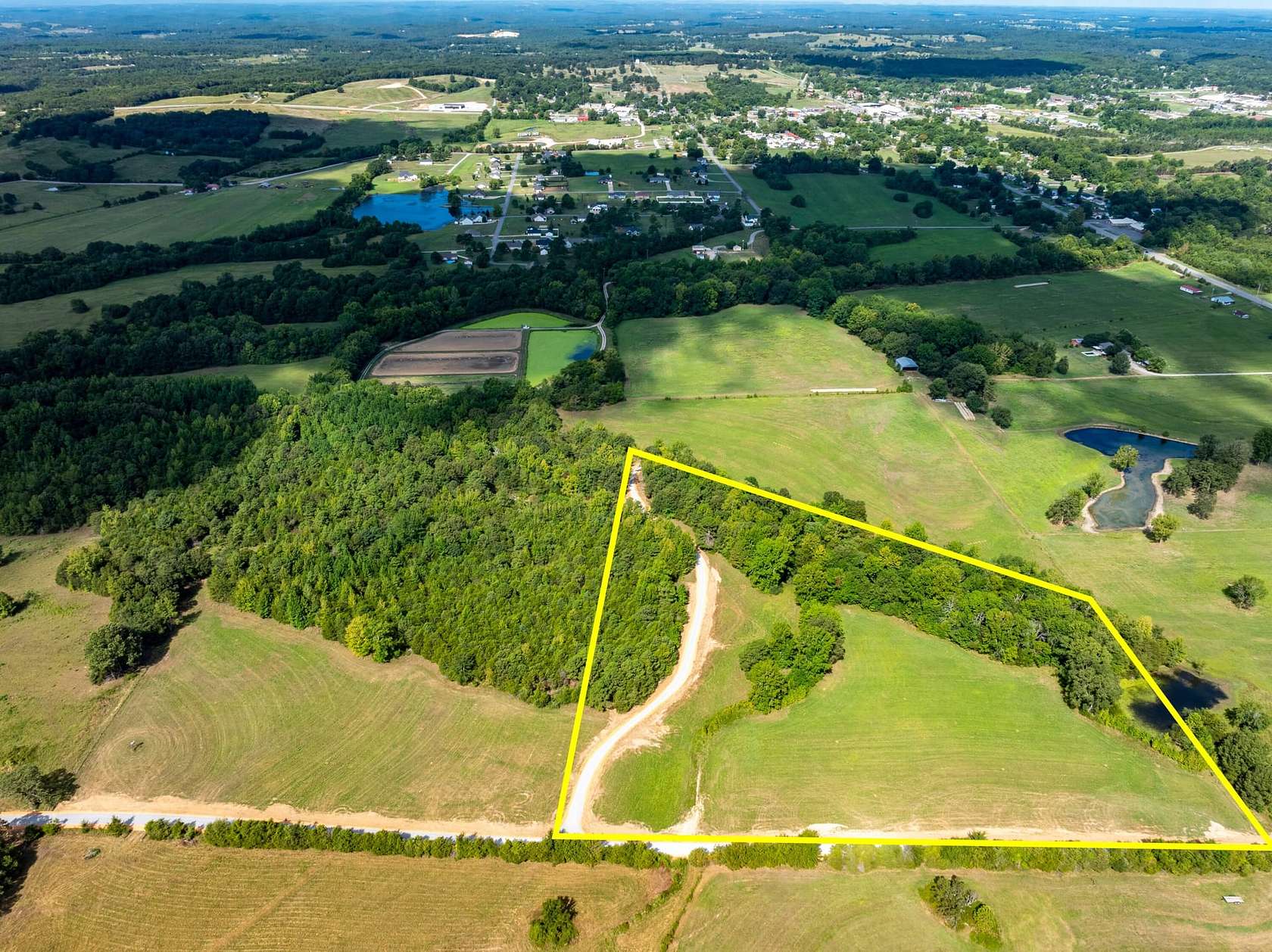 11.5 Acres of Recreational Land for Sale in Cave City, Arkansas