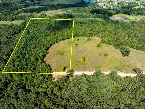 20 Acres of Recreational Land for Sale in Cave City, Arkansas