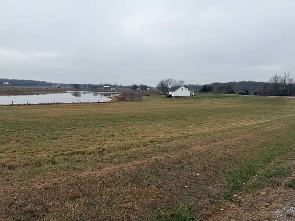 2.73 Acres of Residential Land for Sale in Franklin, Kentucky