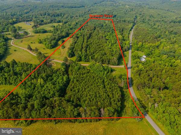26.4 Acres of Agricultural Land for Sale in Nathalie, Virginia