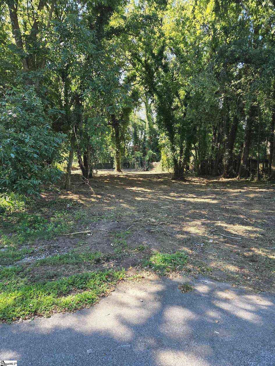 0.35 Acres of Residential Land for Sale in Greenville, South Carolina