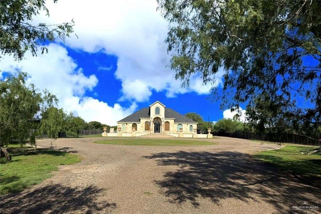 4.9 Acres of Residential Land with Home for Sale in Weslaco, Texas