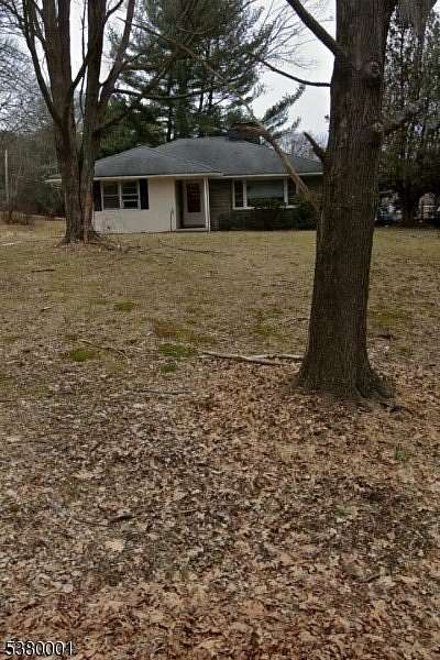 1.37 Acres of Residential Land for Sale in Mendham, New Jersey