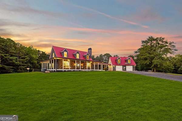 16.9 Acres of Land with Home for Sale in Rockmart, Georgia