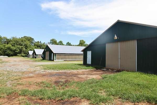 24 Acres of Improved Agricultural Land for Sale in Resaca, Georgia